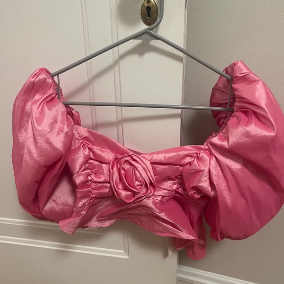 For love and lemons going out top - Picture 1 of 8